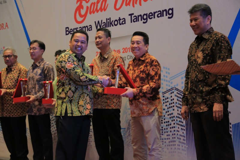IMG-wali-kota-minta-pengusaha-kota-tangerang-saling-berkolaborasi