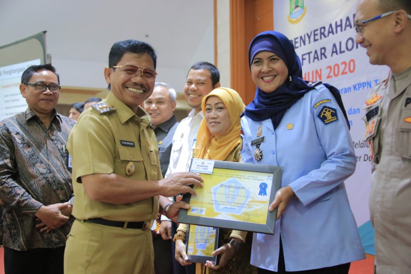 IMG-wakil-serahkan-dipa-lebih-awal-percepat-pelaksanaan-pembangunan-di-kota-tangerang