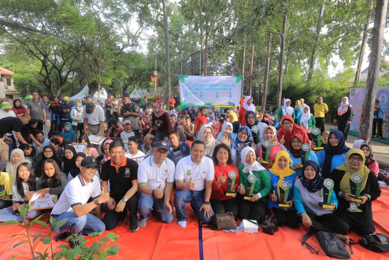 IMG-arief-ajak-masyarakat-mulai-memilah-sampah-dari-rumah