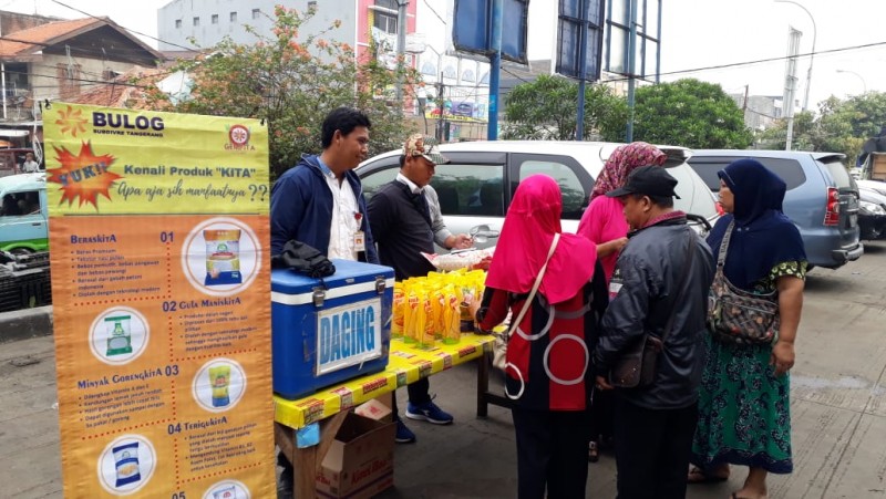 IMG-bulog-gelar-pasar-murah