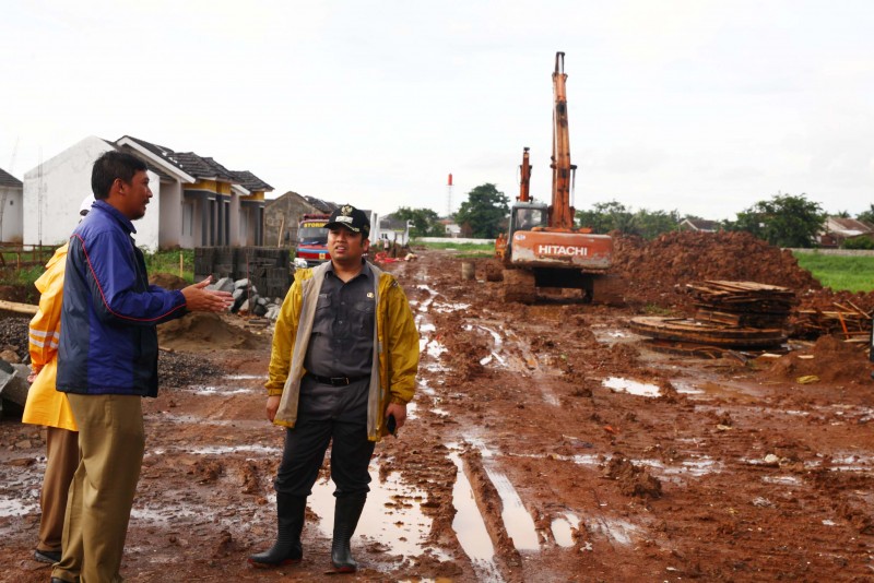 IMG-wali-kota-lakukan-peninjauan-beberapa-lokasi-yang-berpotensi-terjadi-genangan