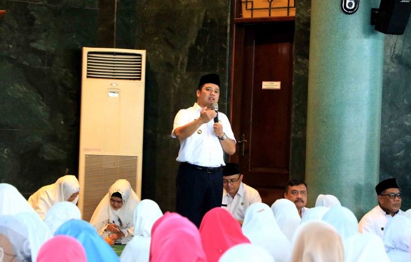 IMG-walikota-ajak-masyarakat-merawat-keluarga