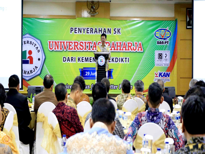 IMG-resmi-jadi-universitas-sachrudin-lulusan-raharja-harus-mampu-bersaing-di-masyarakat