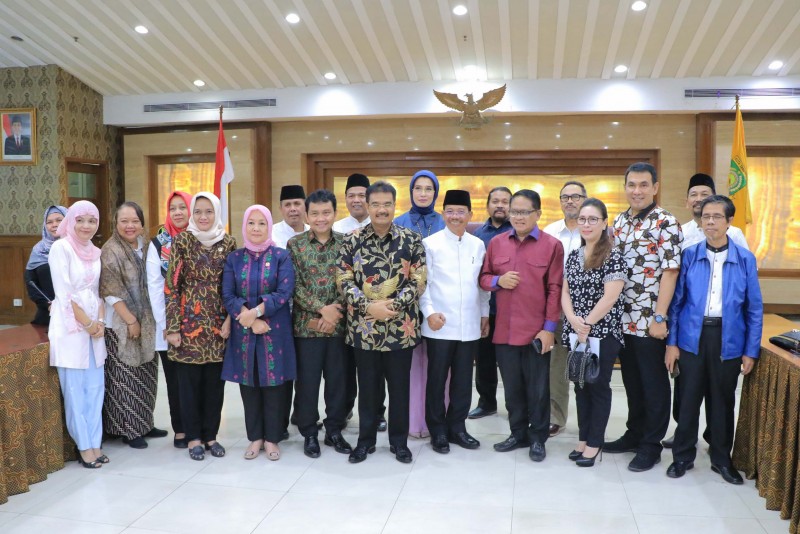 IMG-terima-kunjungan-komisi-x-dpr-ri-pustakawan-sampaikan-aspirasi
