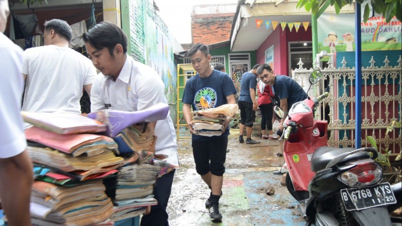 IMG-gerakan-pinang-sedekah-buku