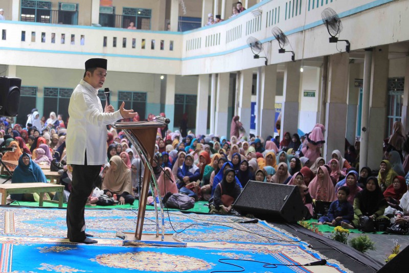 IMG-hadiri-maulid-arief-ajak-santri-dan-pengurus-pesantren-jaga-lingkungan