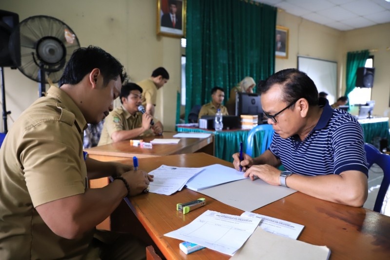 IMG-sambut-hut-kota-disdukcapil-gelar-pelayanan-keliling