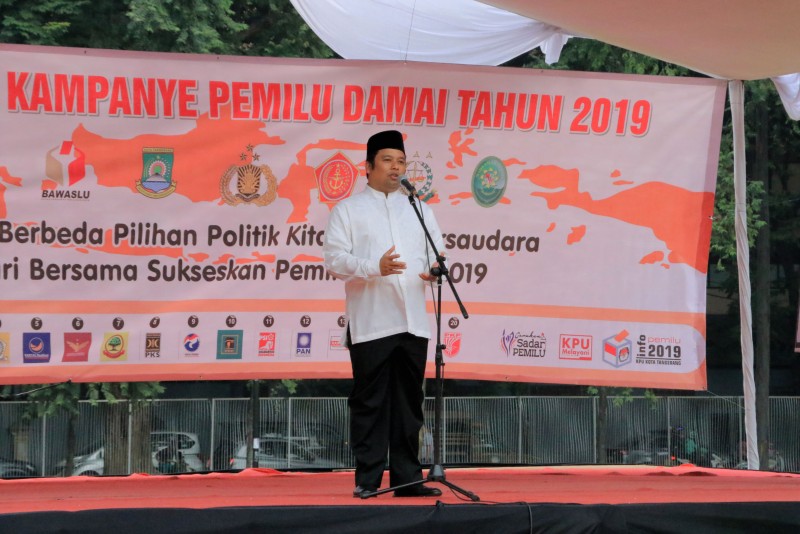 IMG-wali-kota-ajak-masyarakat-mengawal-dan-menjaga-kota-tangerang-damai-dalam-berdemokrasi