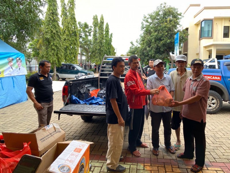 IMG-1950-nasi-bungkus-disalurkan-dapur-umum-periuk