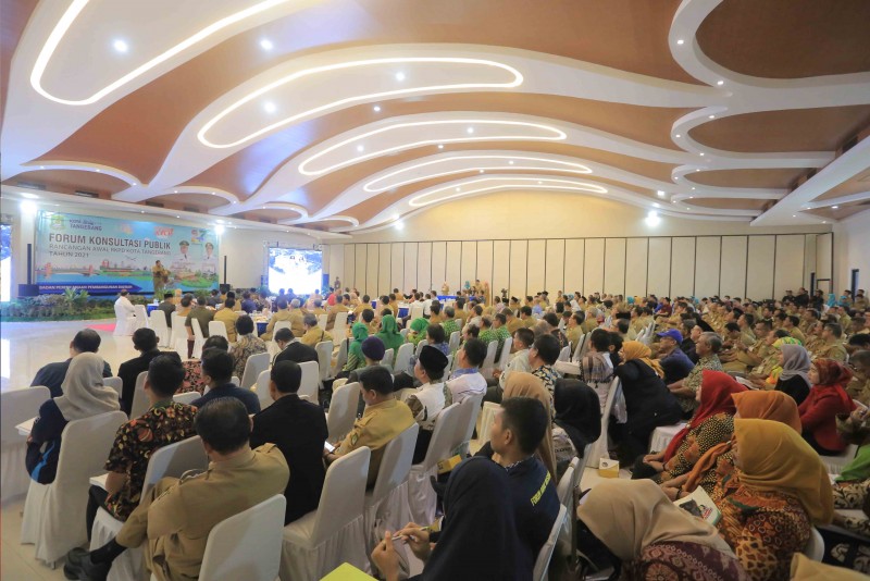 IMG-wali-kota-tangerang-buka-kegiatan-forum-konsultasi-publik-rancangan-awal-rkpd-tahun-2021