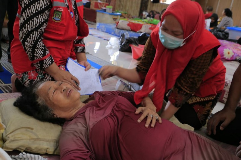 IMG-siang-malam-posko-kesehatan-mobile-dikerahkan-dinkes