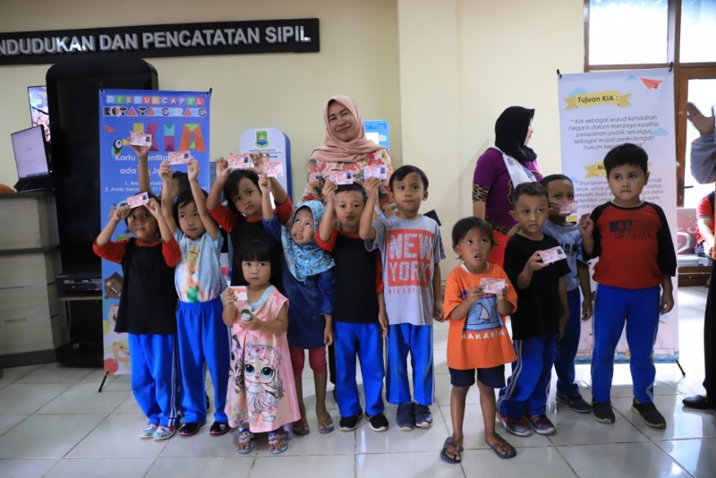 IMG-disdukcapil-kota-tangerang-luncurkan-mesin-anjungan-kia