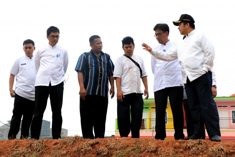 IMG-arief-terus-pantau-kondisi-terkini-turap-kali-ledug