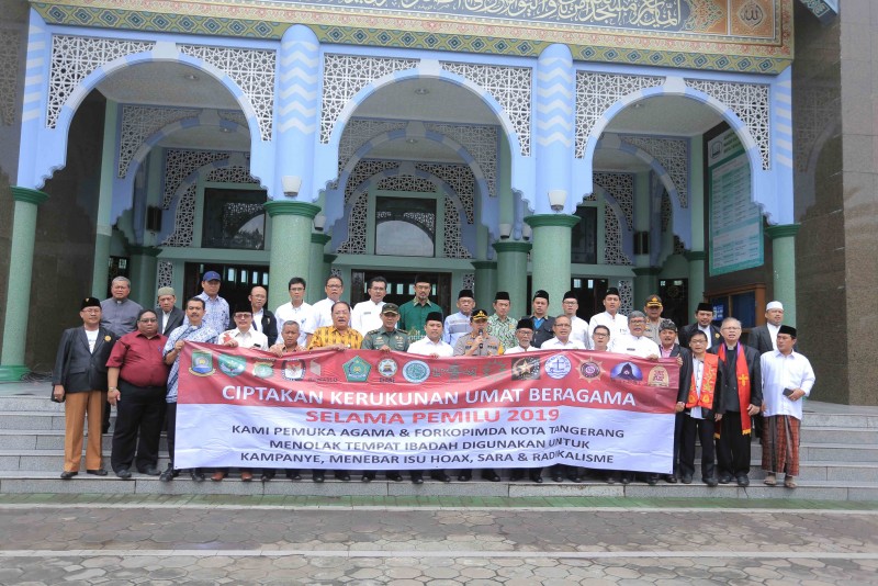 IMG-pemkot-forkopimda-dan-pemuka-agama-lakukan-deklarasi-kerukunan-beragama