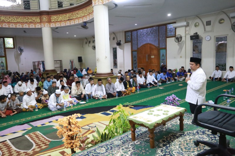 IMG-jelang-hut-kota-masyarakat-gelar-dzikir-dan-tabligh-akbar