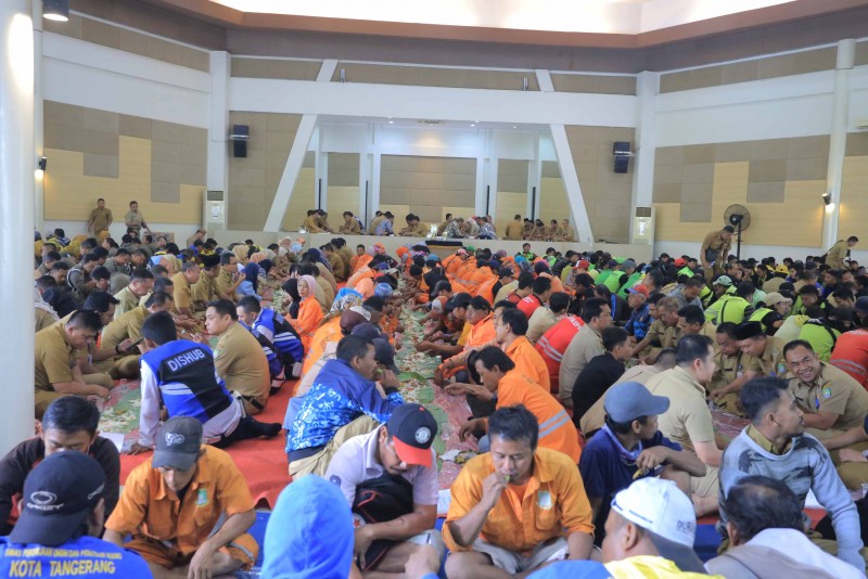 IMG-raih-3-penghargaan-pemkot-gelar-liwetan-bersama-petugas-lapangan