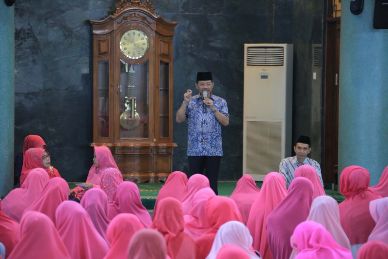 IMG-wakil-ajak-jamaah-tingkatkan-iman-dan-taqwa