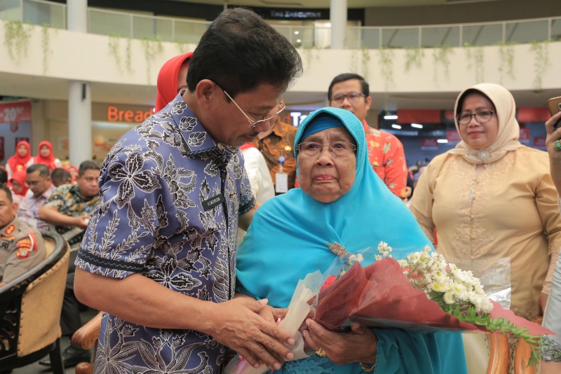 IMG-sachrudin-tanpa-sentuhan-dan-kasih-sayang-kaum-ibu-program-pemkot-tidak-akan-berjalan