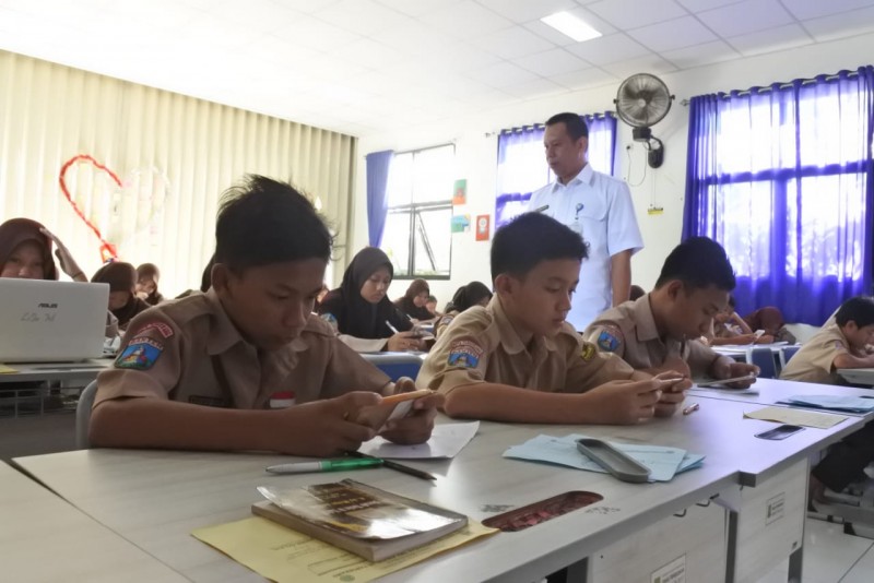 IMG-ujian-berbasis-digital-pertama-di-kota-tangerang