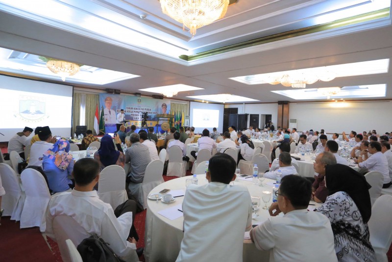 IMG-hadiri-forum-konsultasi-publik-wakil-minta-pemprov-ikut-tangani-kemacetan-di-kota-tangerang