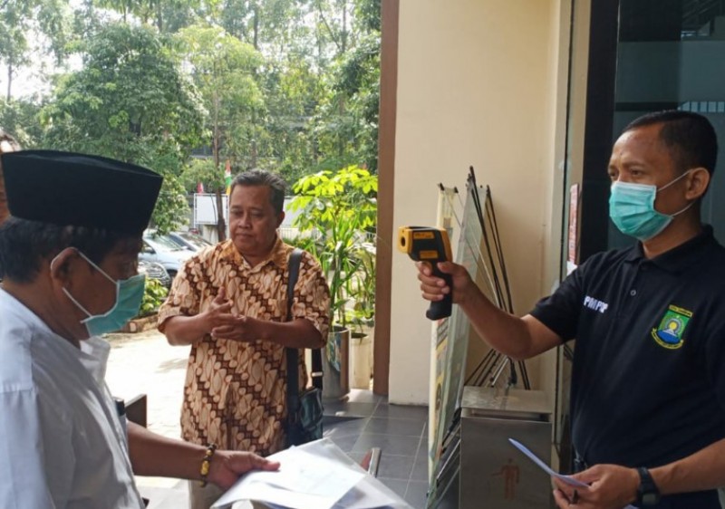 IMG-corona-mewabah-dpmtsp-tetap-melayani