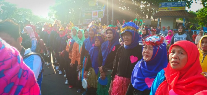 IMG--lansia-sumringah-ada-di-kota-tangerang