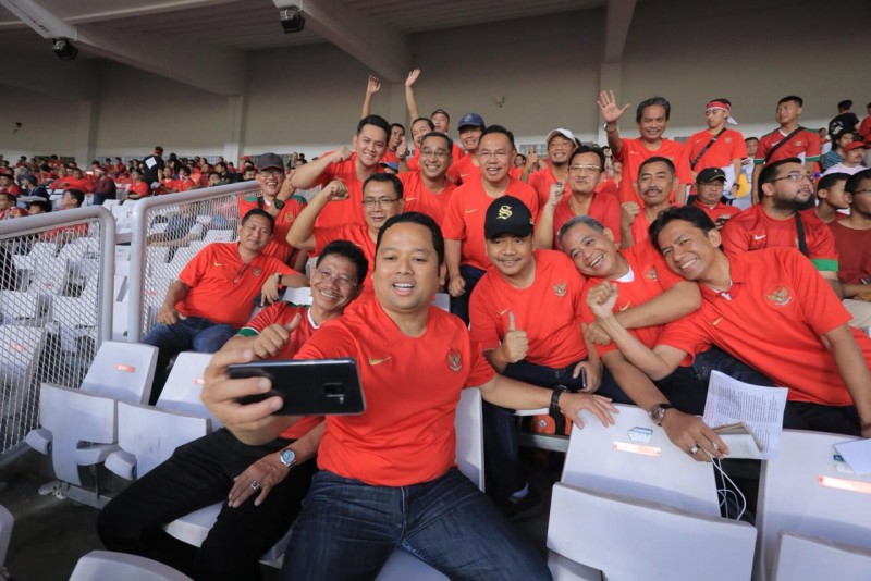 IMG-arief-ajak-warga-kota-tangerang-doakan-timnas-raih-kemenangan