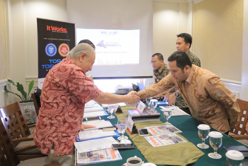 IMG-jalankan-smart-city-kota-tangerang-jadi-finalis-ajang-top-it-dan-telco