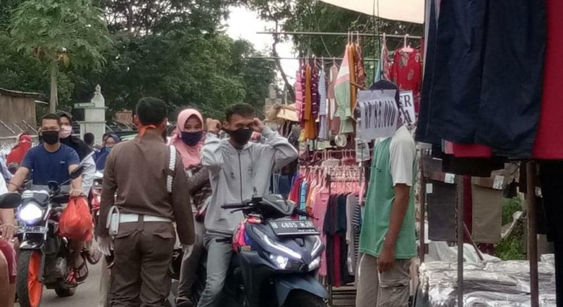 IMG-ngabuburit-warga-diminta-perhatikan-protokol-kesehatan