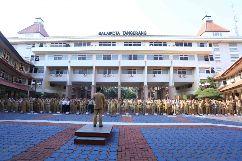 IMG-pimpin-apel-sekda-bicara-tentang-kedisiplinan-pegawai