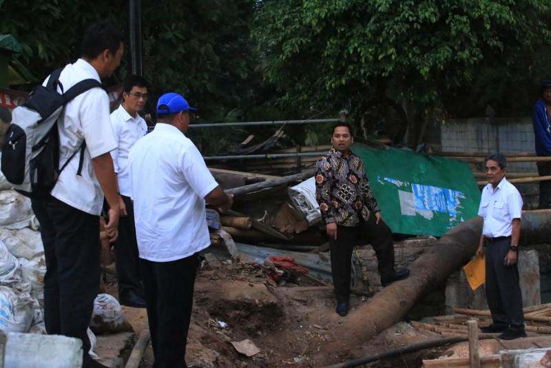 IMG-jelang-maghrib-wali-kota-kunjungi-beberapa-proyek-pembangunan