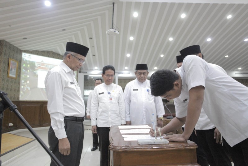 IMG-pjs-lantik-pejabat-fungsional-di-lingkup-pemkot-tangerang