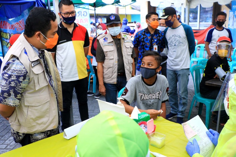IMG-tracing-covid-19-dinkes-lakukan-rapid-test-di-pusat-keramaian