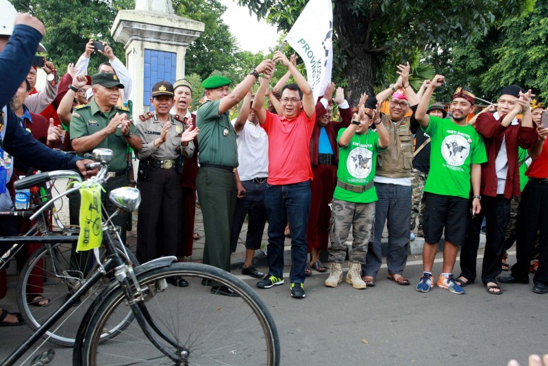 IMG-sekda-ajak-komunitas-sepeda-gelar-jambore-sepeda-tua