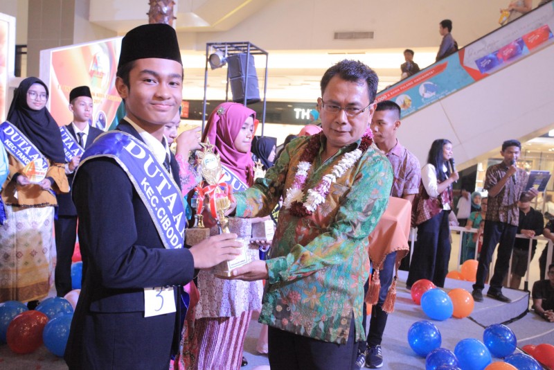 IMG-pemkot-nobatkan-3-duta-anak-dan-1-duta-anti-narkoba-kota-tangerang