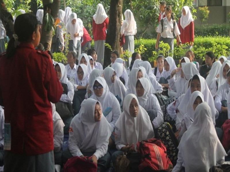 IMG-pengenalan-siswa-baru-tanpa-plonco