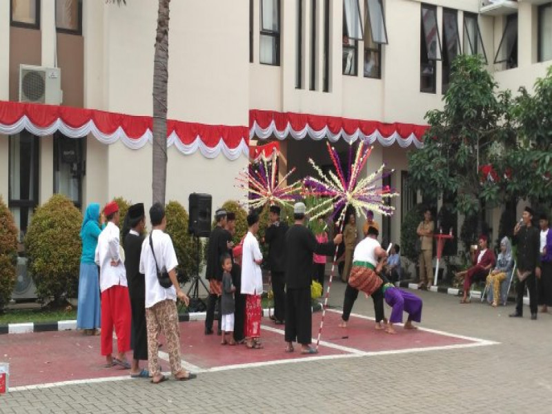IMG-lomba-palang-pintu-meriahkan-hut-ri-di-kecamatan-pinang