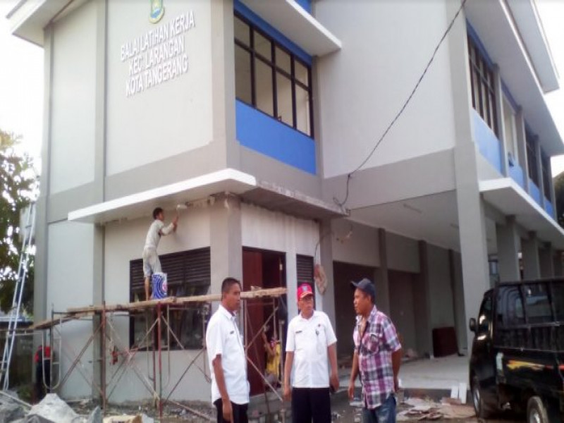 IMG-warga-larangan-indah-sambut-gembira-kehadiran-blk