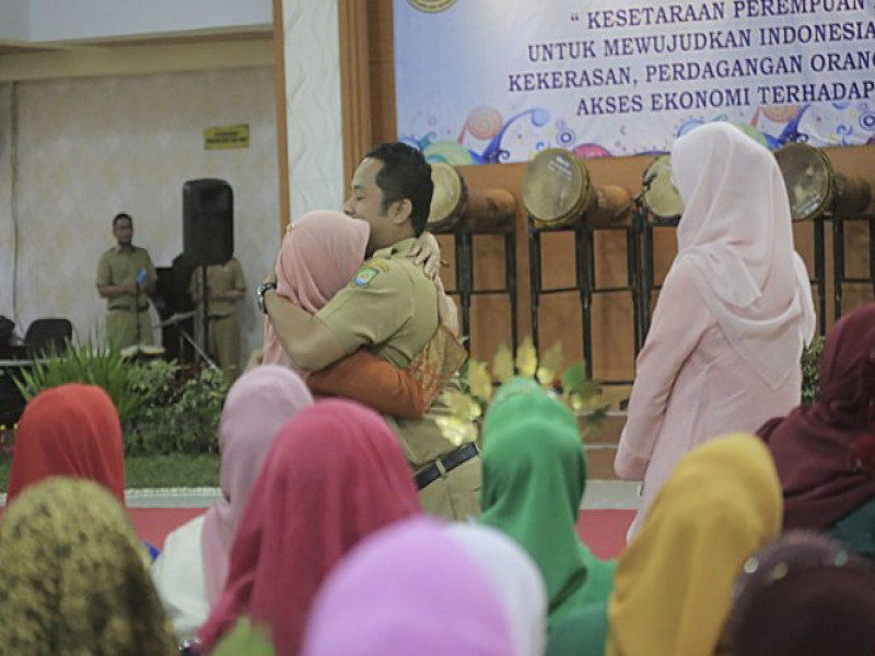 IMG-peringati-hari-ibu-pemkot-tegaskan-peran-ibu-dan-perempuan-dalam-pembangunan