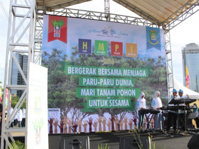 IMG-memperingati-hari-menanam-pohon-indonesia-pemkot-tangerang-menyelenggarakan-menanam-pohon-bersama