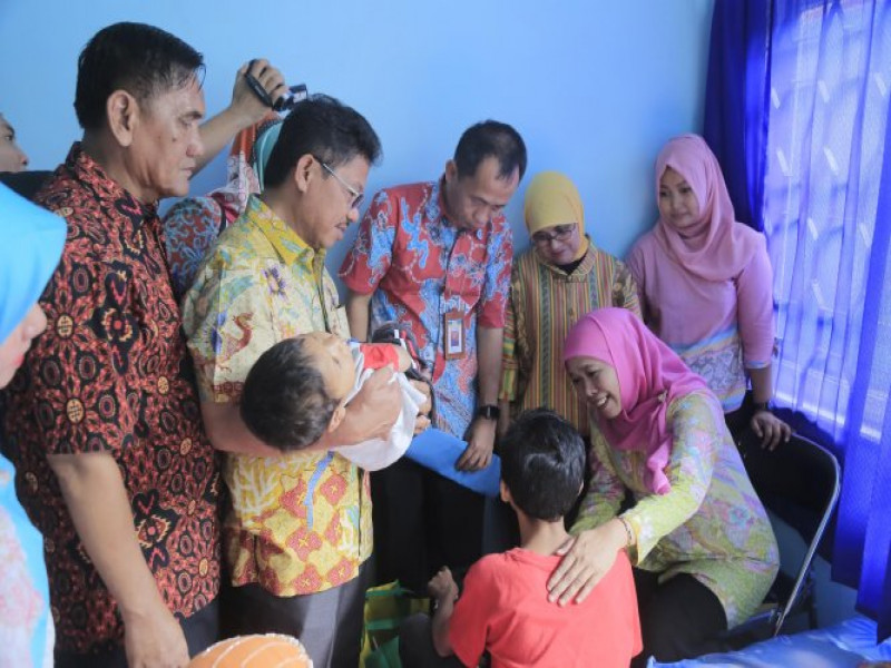 IMG-mensos-kunjungi-rumah-singgah-dinsos-kota-tangerang