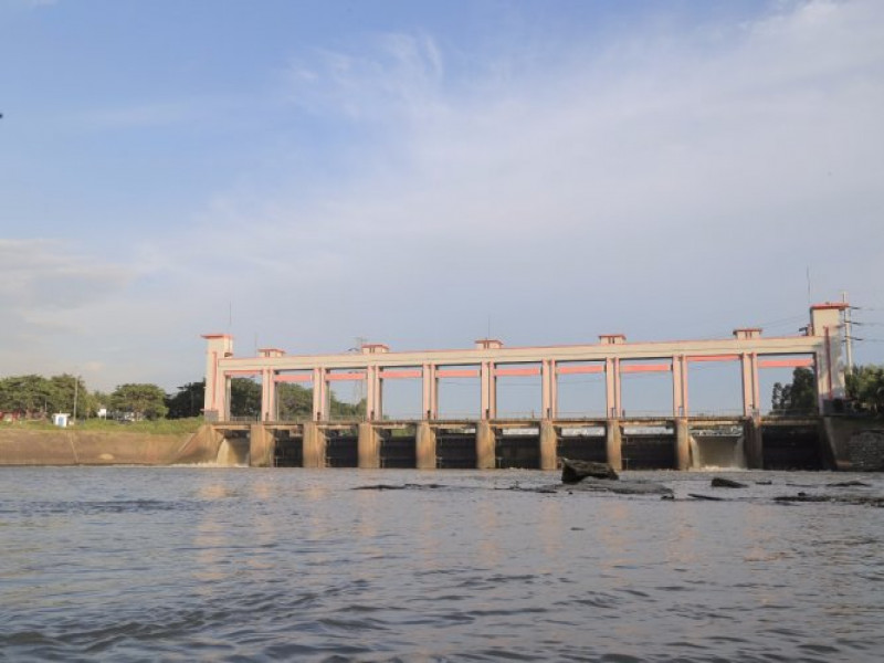 IMG-level-muka-air-cisadane-diturunkan-produksi-pdam-tirta-benteng-aman