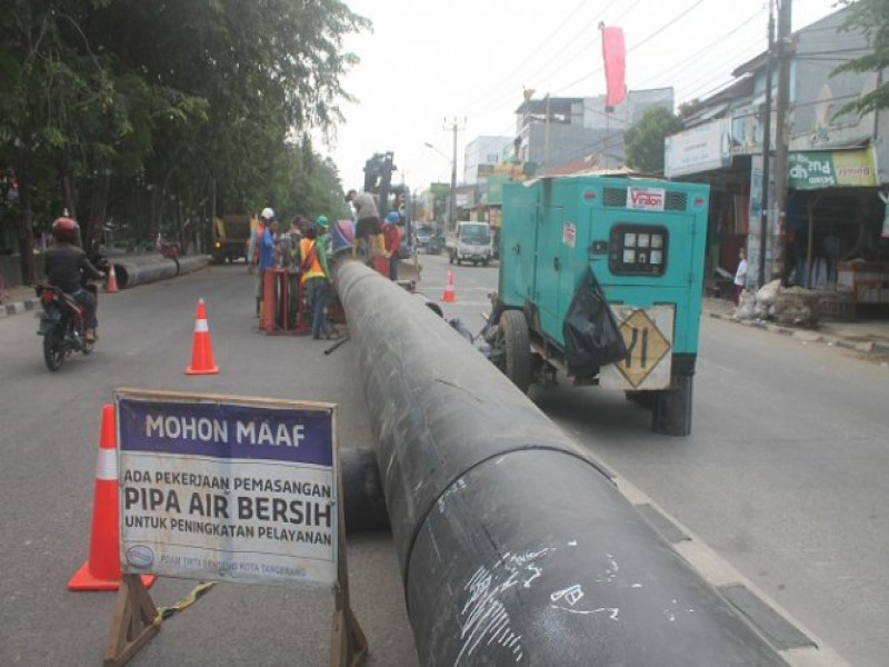 IMG-pipa-air-bersih-pdam-tirta-benteng-mulai-dipasang-di-cipondoh