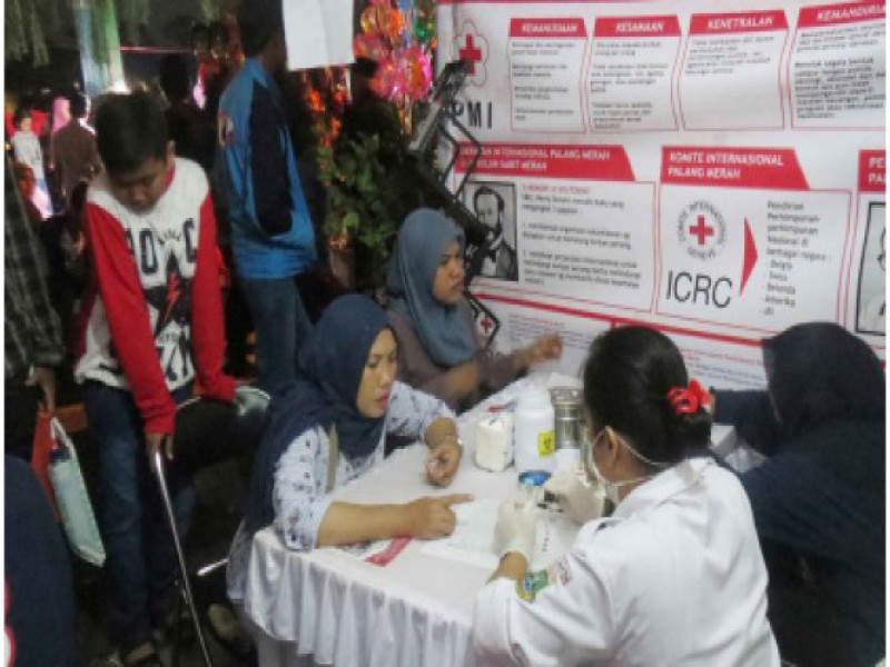 IMG-pmi-kota-tangerang-berikan-pelayanan-pengecekan-golongan-dan-donor-darah