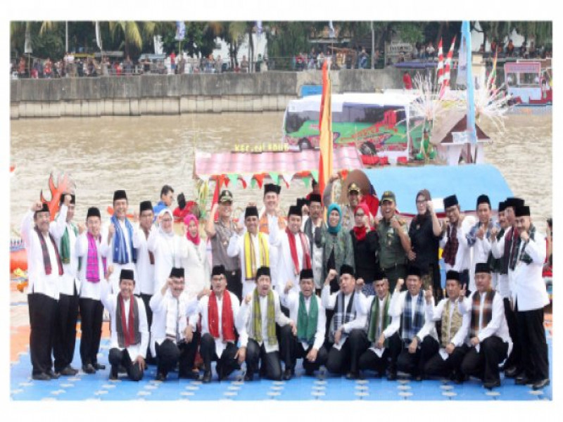 IMG-dprd-turut-meriahkan-festival-cisadane