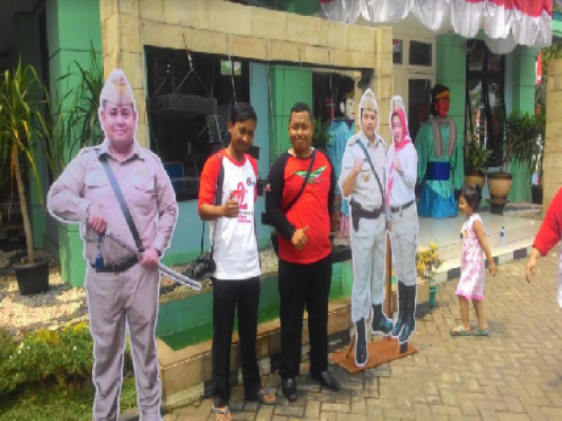 IMG-kecamatan-cipondoh-sediakan-area-photo-booth