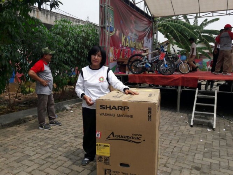 IMG-puluhan-doorprize-menarik-ramaikan-gebyar-kampung-merdeka-kecamatan-benda
