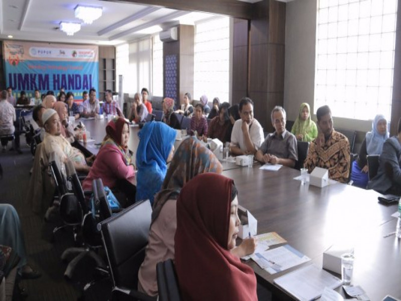 IMG-pupuk-dan-dekopinda-adakan-workshop-umkm-handal-denganteknologi-finansial