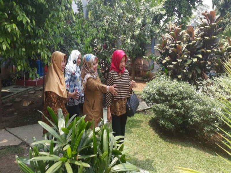 IMG-dwp-kota-tangerang-persiapkan-kecamatan-karawaci-wakili-perlombaan-tanam-sulam-tingkat-provinsi