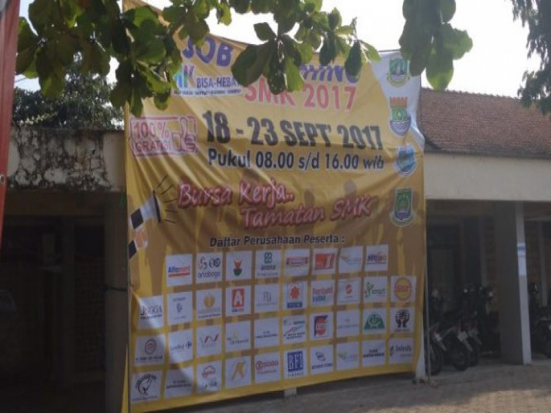 IMG-smkn-2-gelar-job-matching-2017